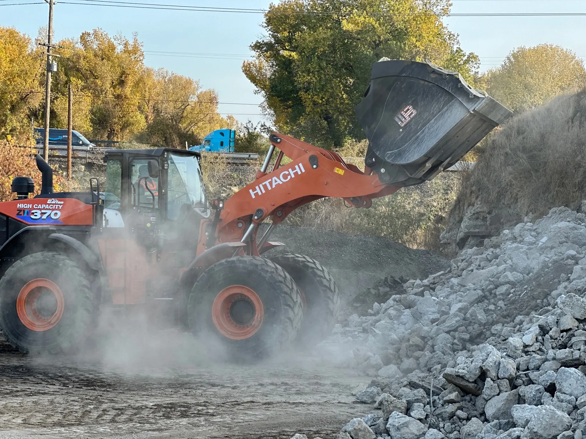 Hitachi LANDCROS Wheel Loaders