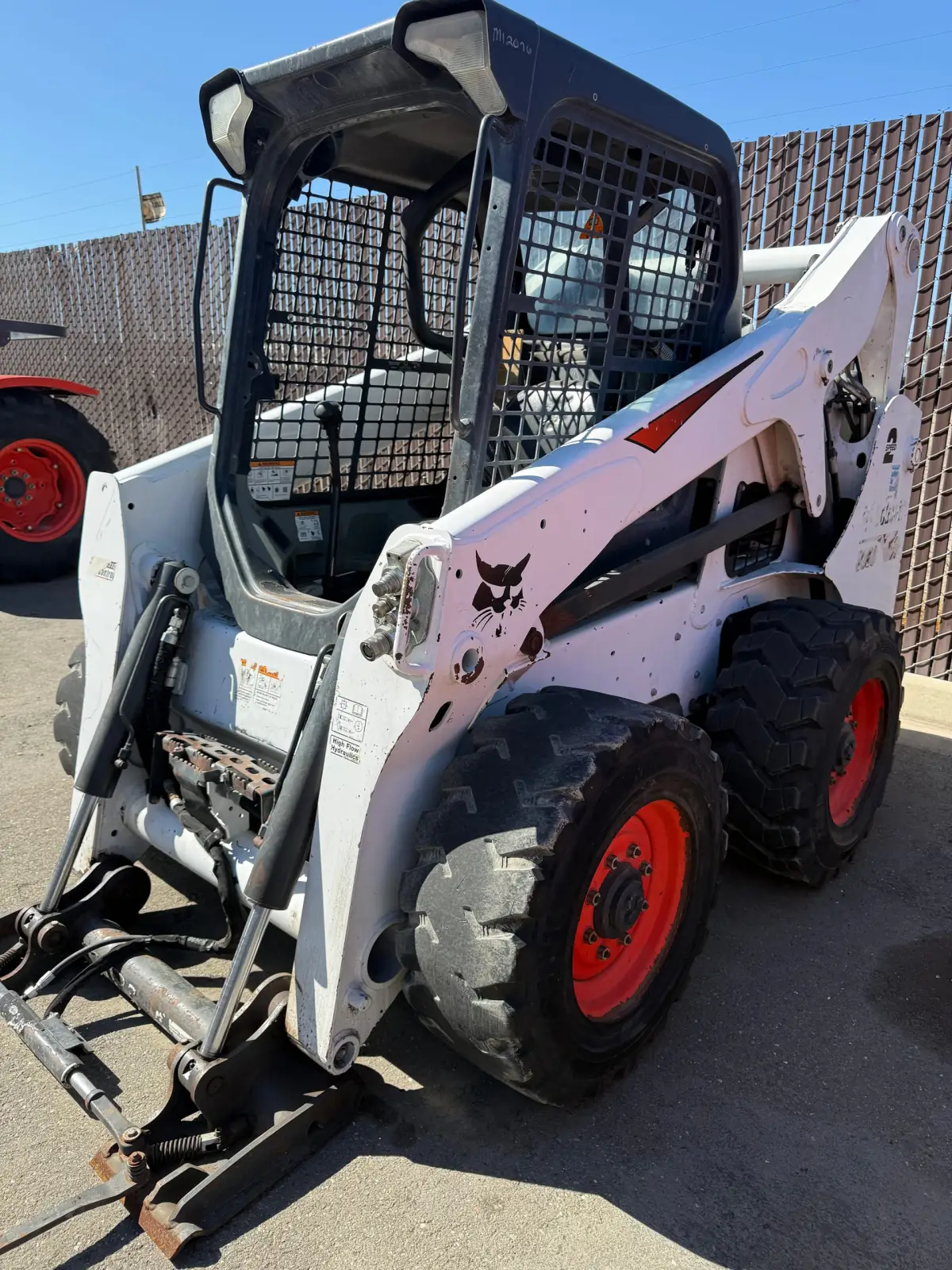 Actual stock photo of BOBCAT S650, stock 025149