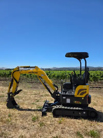 Actual stock photo of New Holland E17C, stock 006899