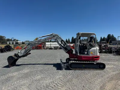 Actual stock photo of Takeuchi TB257FRR, stock AA6975