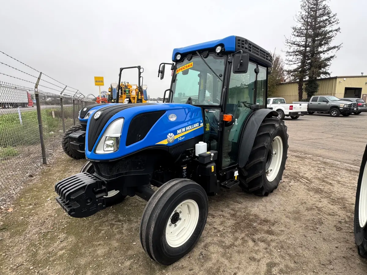Actual stock photo 2 of 2022 New Holland T4.90F, stock F92617