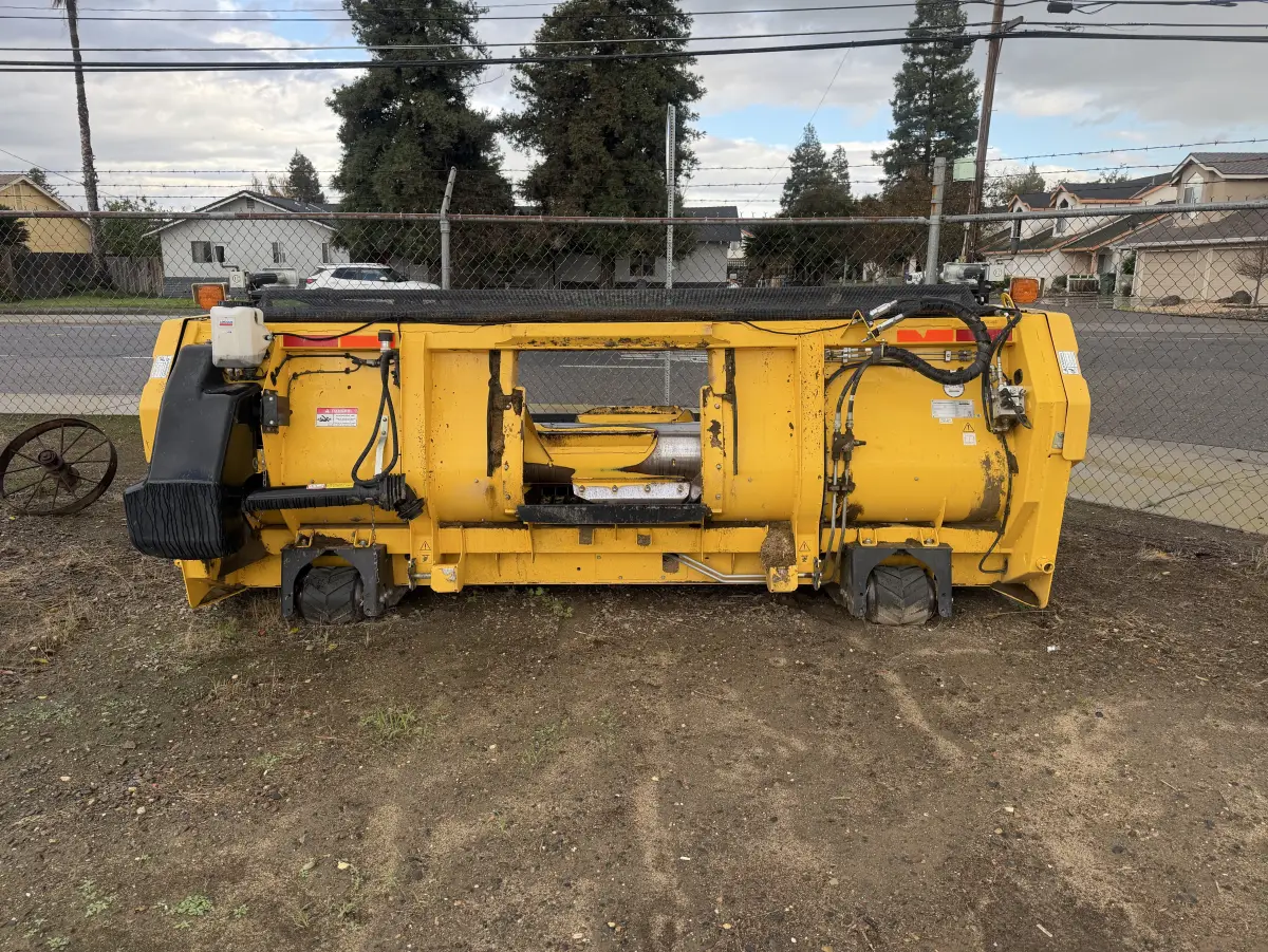 Actual stock photo 4 of New Holland FP380HDY, stock N90949
