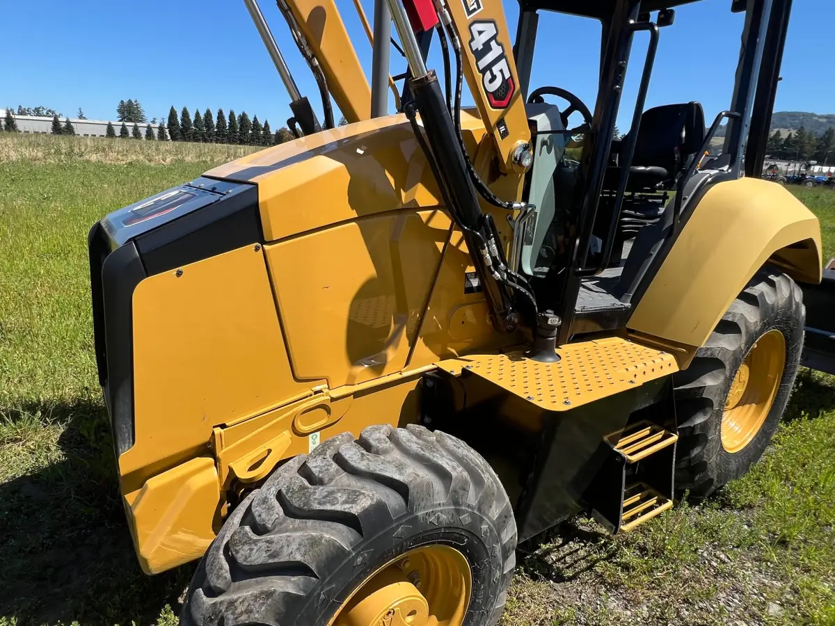 Actual stock photo of Caterpillar 415F2 IL, stock 027446
