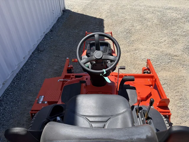 Actual stock photo 5 of Kubota F3710, stock 016299