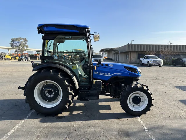 Actual stock photo 2 of 2024 New Holland T4.120F T4B, stock 006673