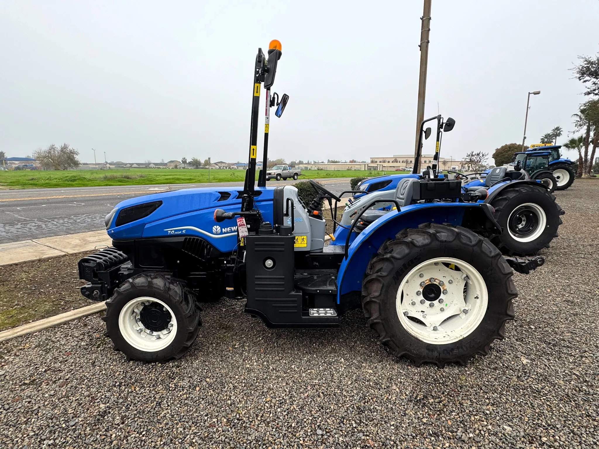 Actual stock photo of New Holland T4.110FS, stock 023569