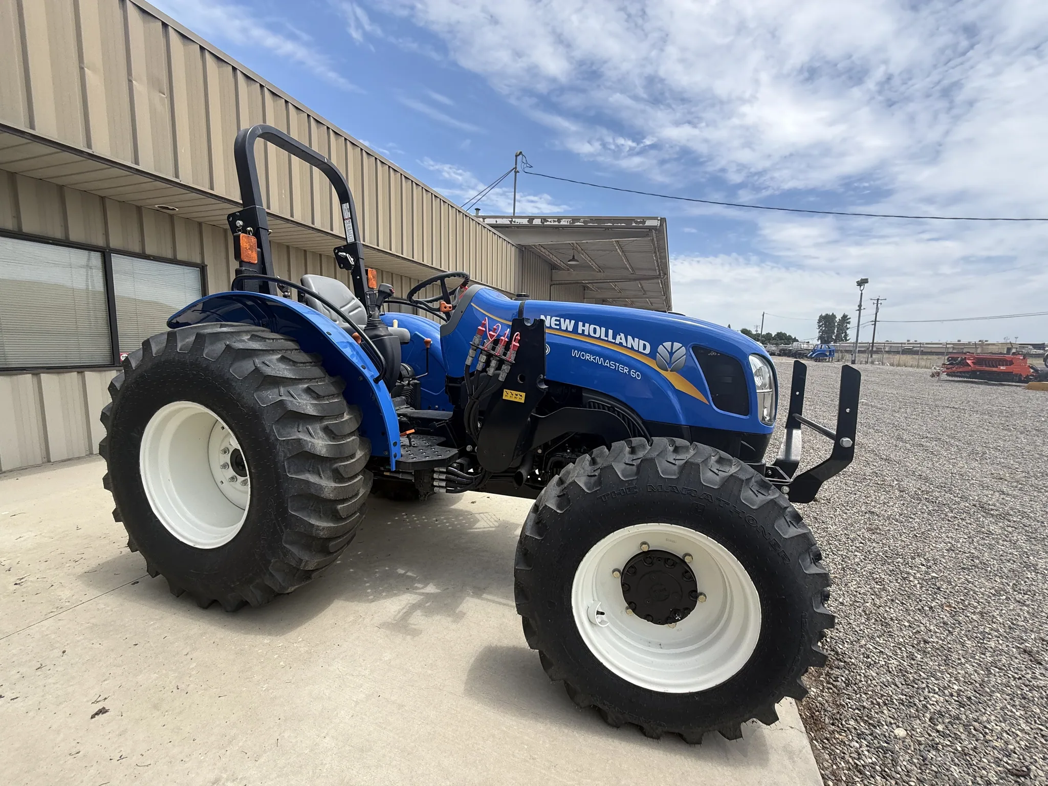Actual stock photo of New Holland WMR 60, stock 004894