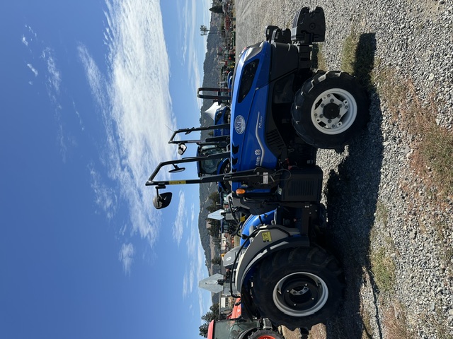 Actual stock photo of New Holland T4.100V T4B, stock 002237