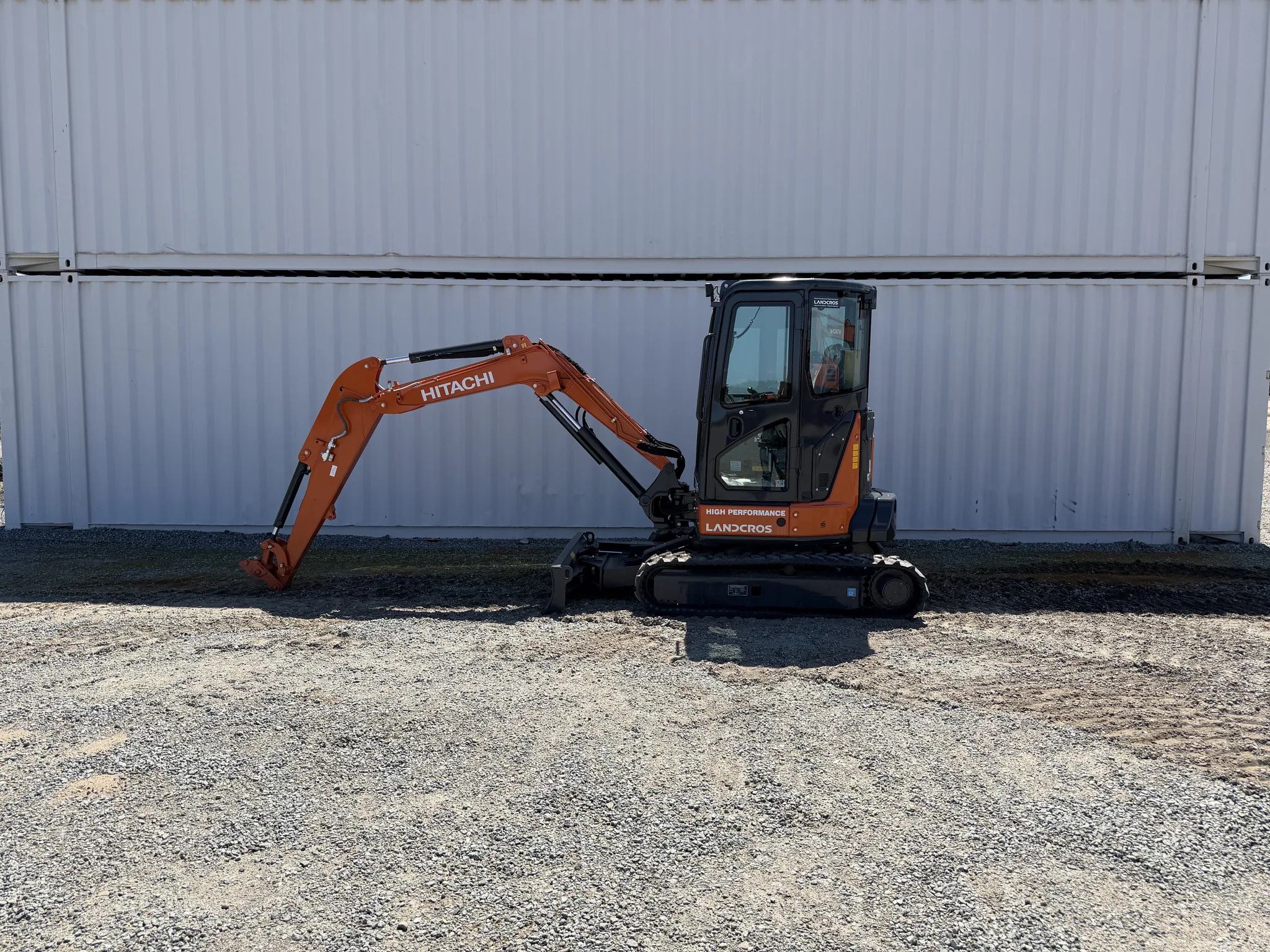 Actual stock photo of Hitachi LANDCROS ZX35U-5N, stock 019633