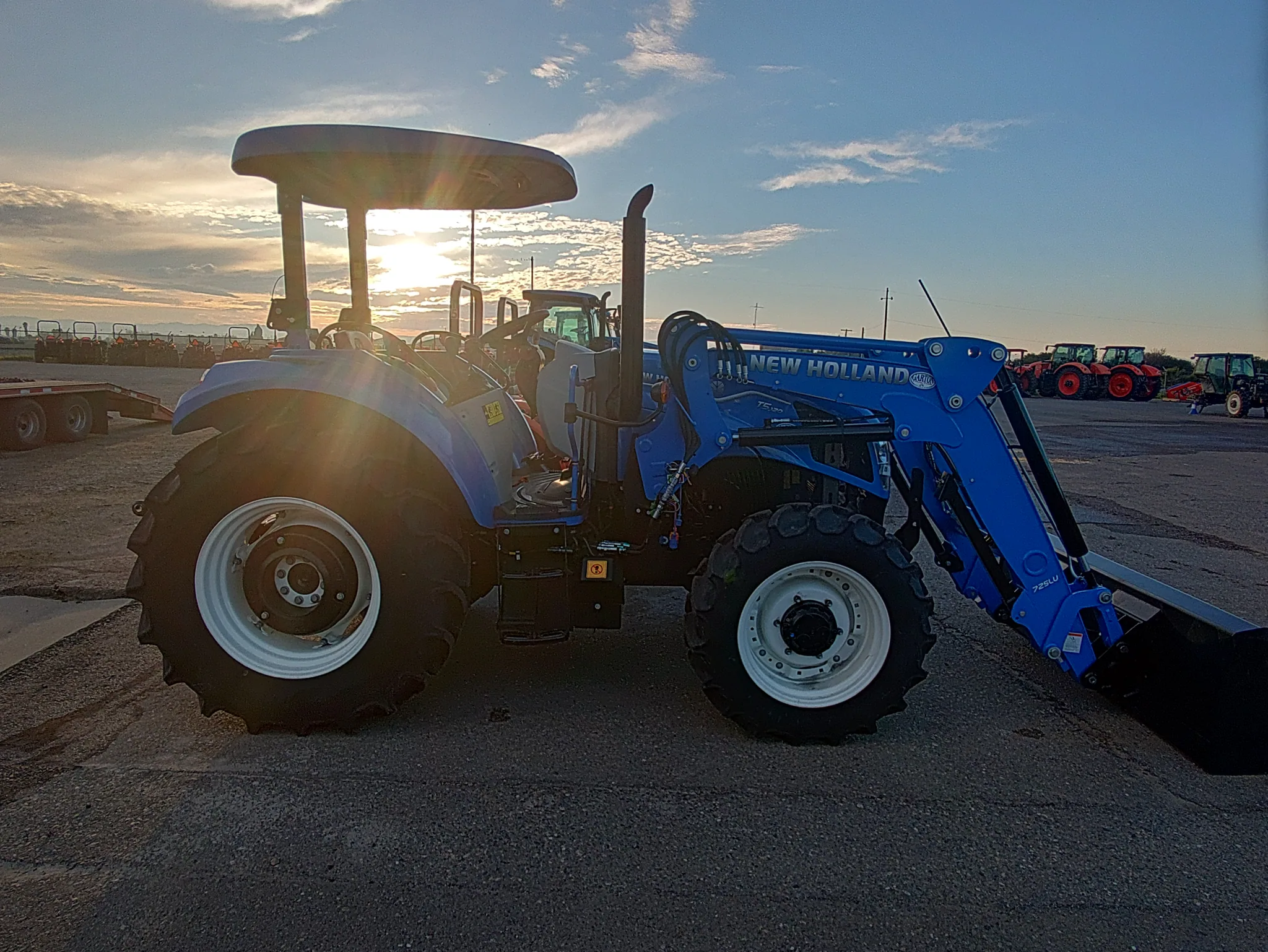 Actual stock photo of New Holland T5.120 DC, stock 024641