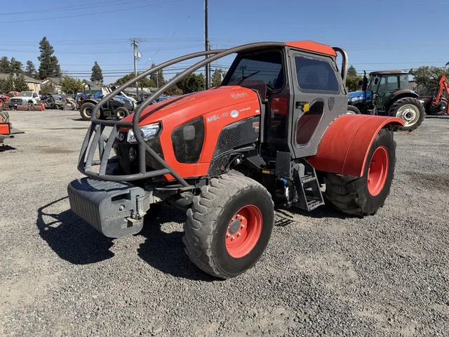 Actual stock photo 2 of 2021 Kubota M6L-111SDS, stock 030431