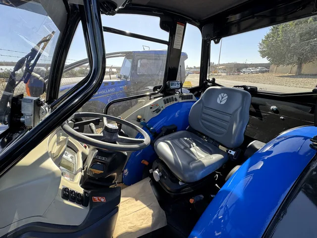 Actual stock photo 5 of 2024 New Holland T4.110F T4B, stock 011938