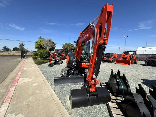Actual stock photo 3 of Kubota Construction U55-5R3AP, stock 020521