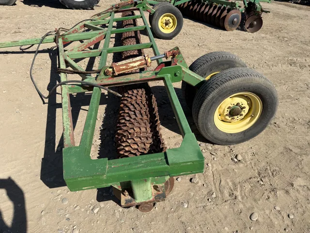 Actual stock photo 2 of John Deere 18' DISC, stock 030483