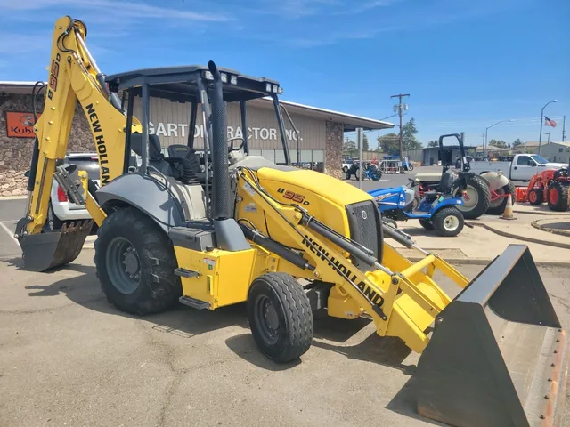 Actual stock photo 3 of New Holland B95D, stock 000045
