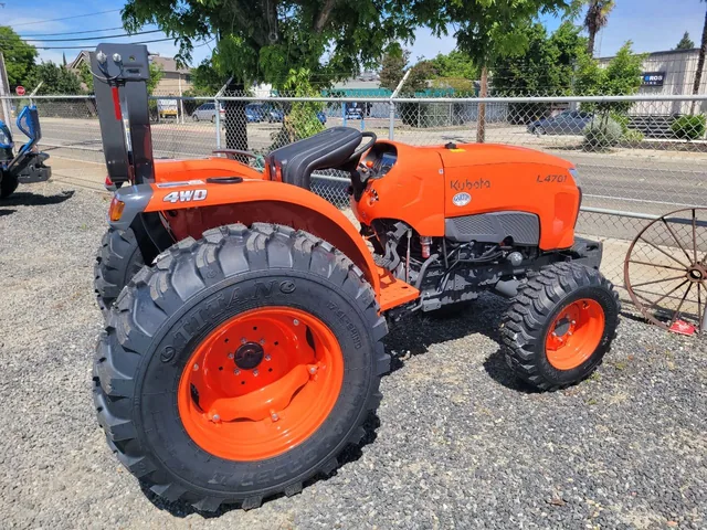 Actual stock photo 2 of Kubota L4701DT, stock 026506