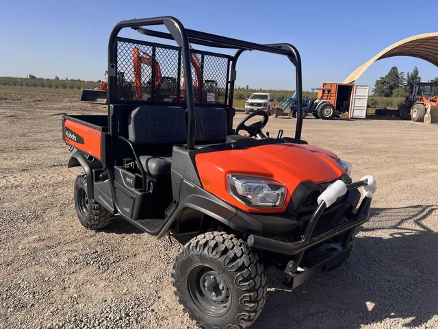 Actual stock photo 2 of Kubota RTVX2-SKLH, stock 027150