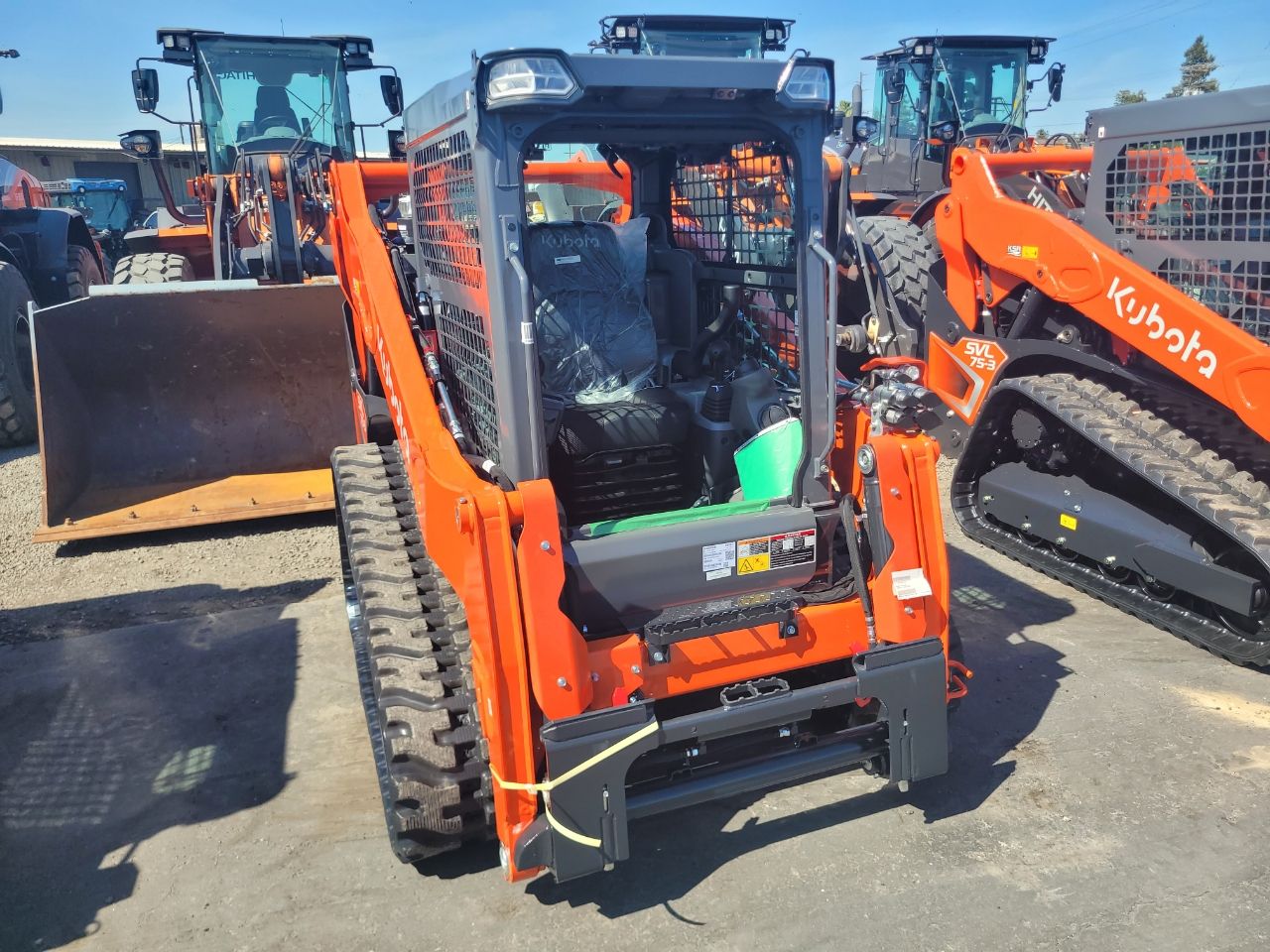 Actual stock photo of Kubota Construction SVL75-3HFWVR, stock 025189