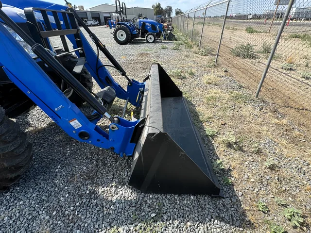 Actual stock photo 2 of 2025 New Holland 611TL, stock 021802