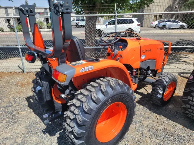 Actual stock photo 2 of Kubota L3901DT, stock 026191