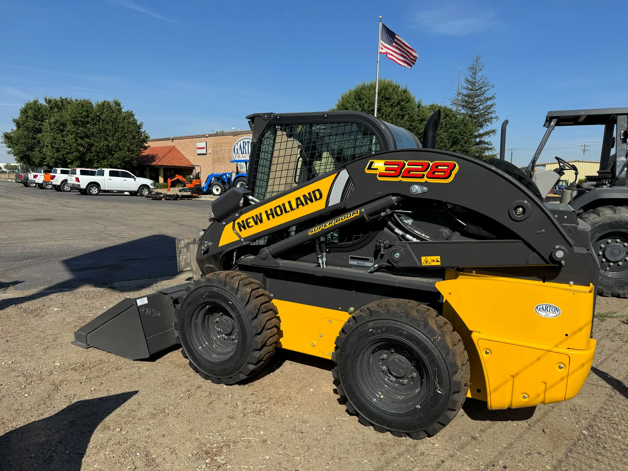 Actual stock photo of New Holland L328, stock 023911