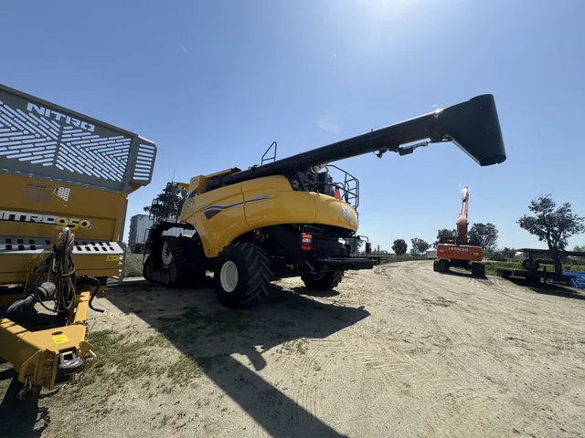Actual stock photo 4 of 2024 New Holland CR10.90, stock 010305