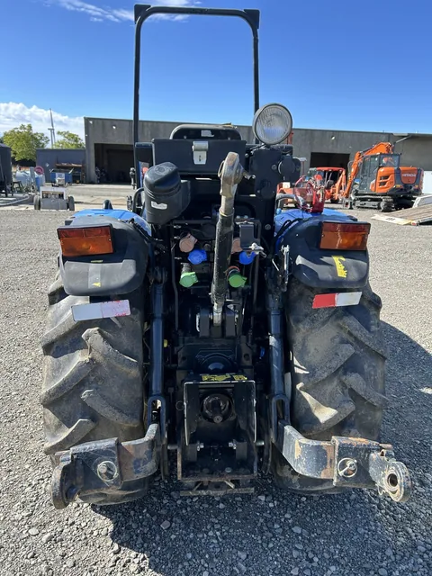 Actual stock photo 3 of 2020 New Holland T4.80V4WR, stock 028982