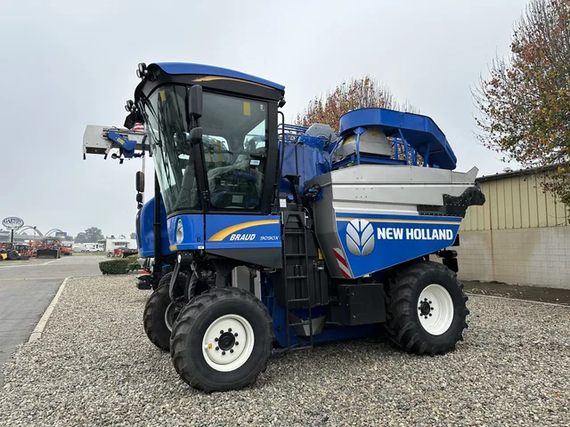 Actual stock photo 2 of New Holland 9090XE, stock 008039