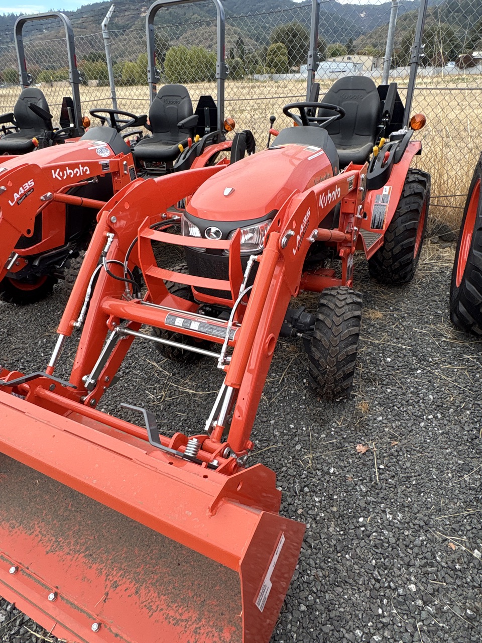 Actual stock photo of Kubota B2301HSD-1, stock 025264