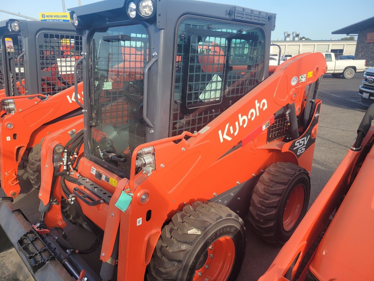 Actual stock photo of Kubota Construction SSV65PHRC, stock 024546