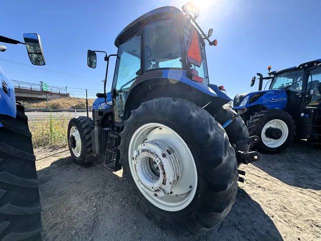 Actual stock photo 4 of 2013 New Holland TS6.140C4WD, stock 026792