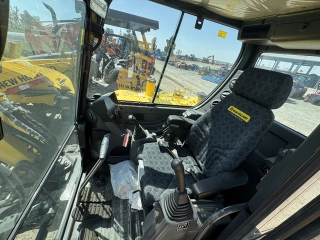 Actual stock photo 5 of New Holland E57C, stock F92449