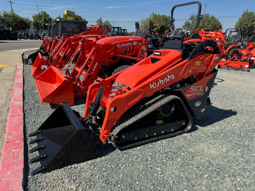 Actual stock photo of Kubota Construction SCL1000, stock 028273