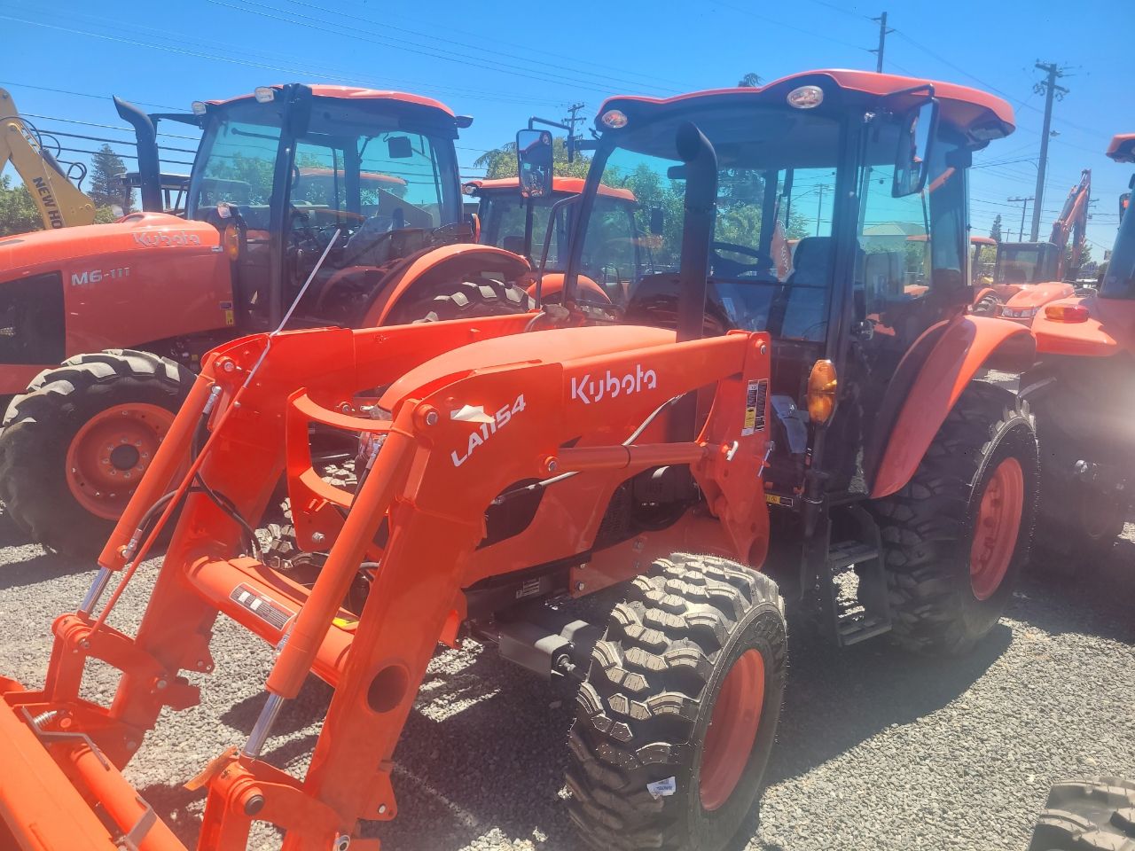 Actual stock photo of Kubota M4-071HDC12, stock 023452