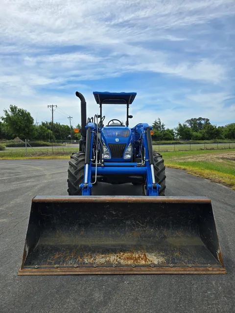 Actual stock photo 3 of New Holland T4.90DC4R, stock 012776