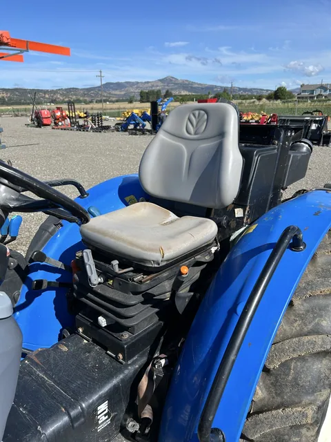 Actual stock photo 4 of 2020 New Holland T4.80V4WR, stock 028983