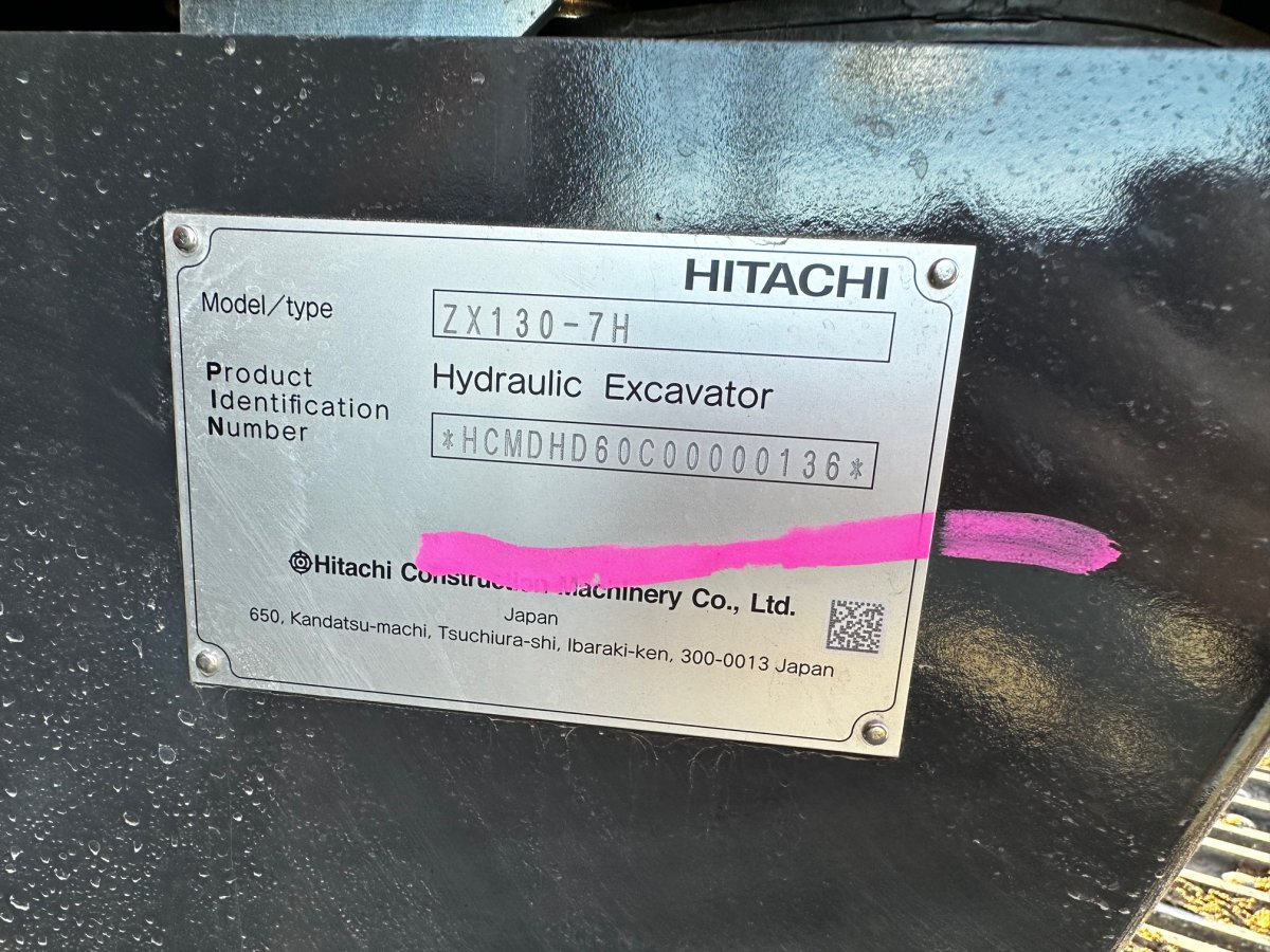Actual stock photo of Hitachi LANDCROS ZX130-7H, stock 008515