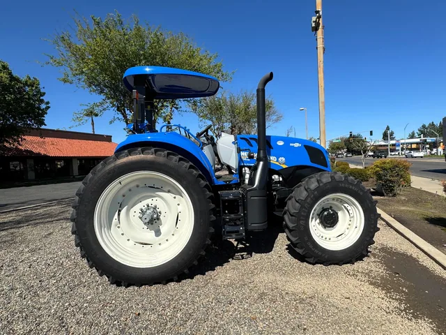 Actual stock photo 2 of 2025 New Holland TS6.140, stock 016233