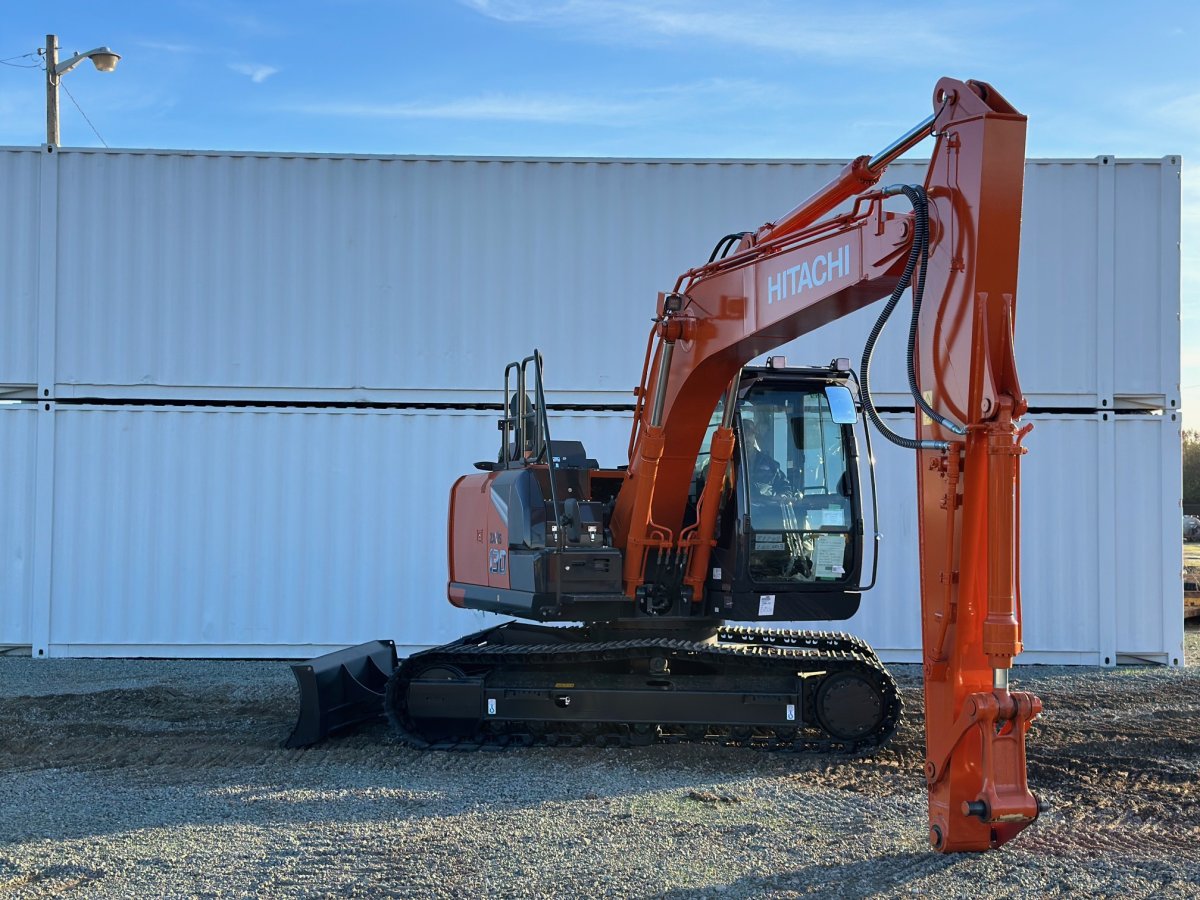 Actual stock photo of Hitachi LANDCROS ZX130-7H, stock 008515