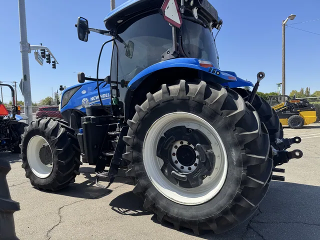 Actual stock photo 4 of 2018 New Holland T7.230CLA, stock 029049