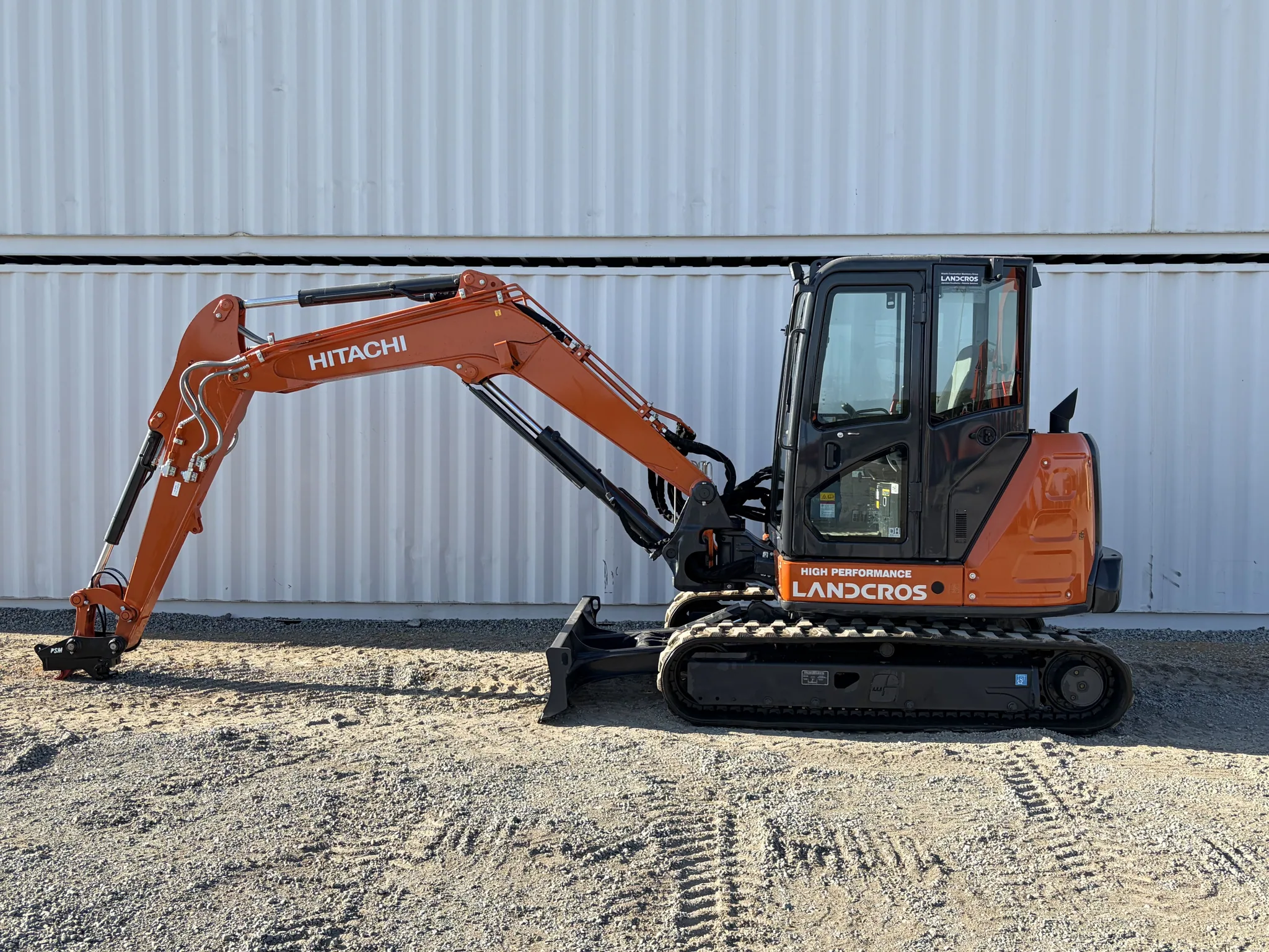 Actual stock photo of Hitachi LANDCROS ZX60USB-5N, stock 023265