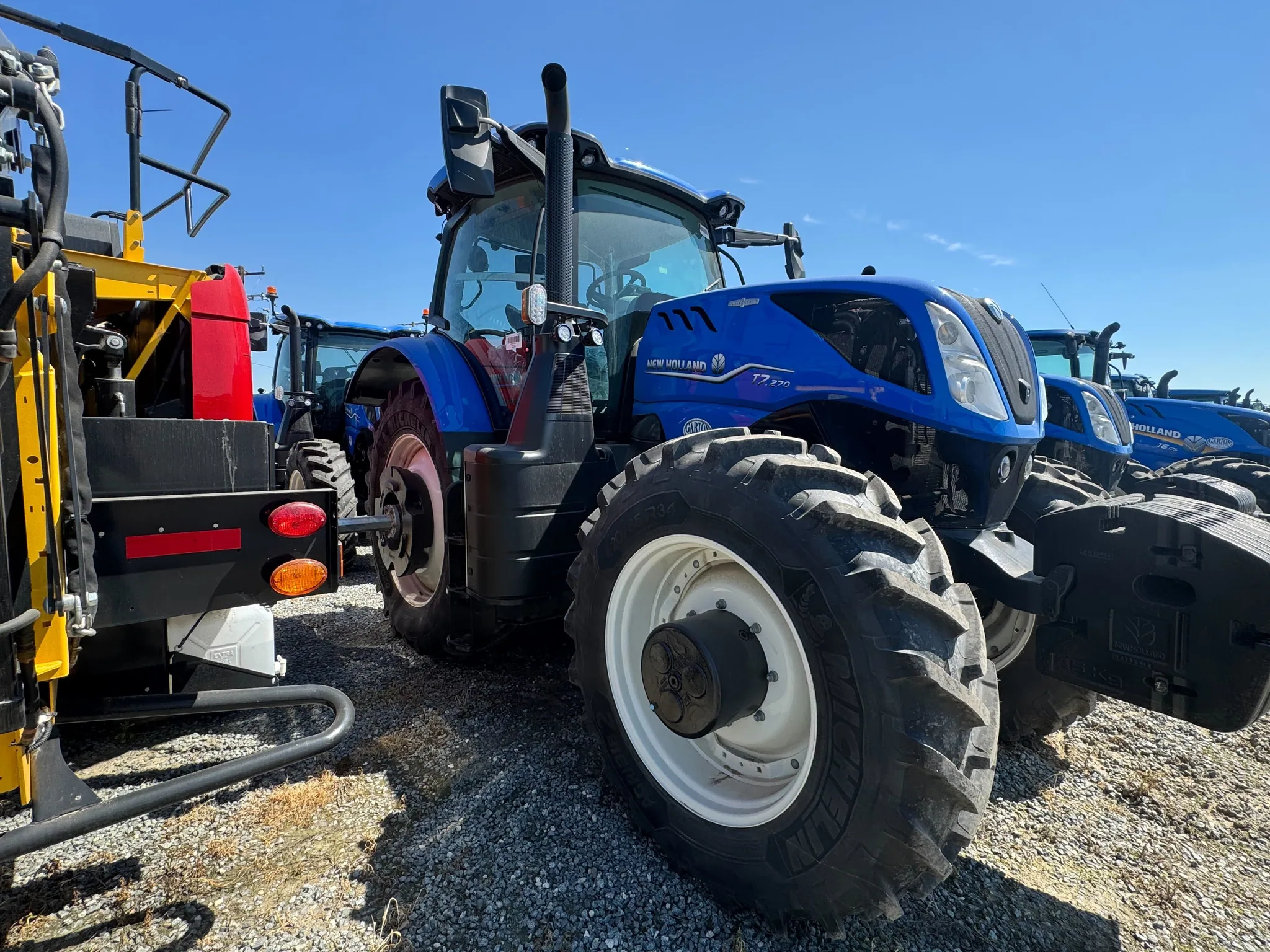 Actual stock photo of New Holland T7.270 CVT, stock 008856