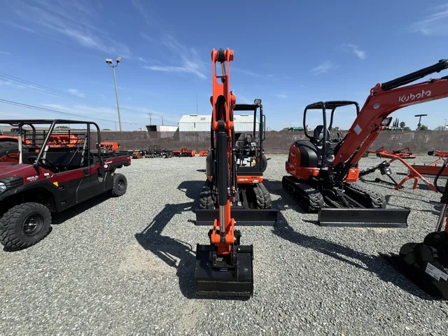 Actual stock photo 4 of Kubota Construction KX030-4R1, stock 025733