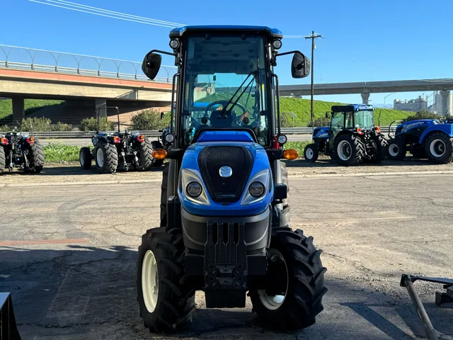 Actual stock photo 3 of 2024 New Holland T4.90V, stock 010556