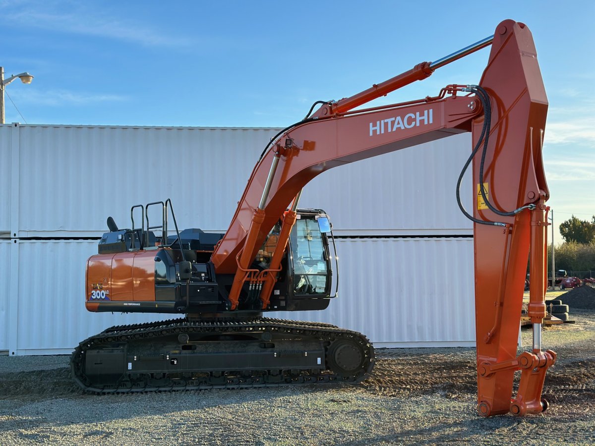 Actual stock photo of Hitachi LANDCROS ZX300LC-6, stock 004882