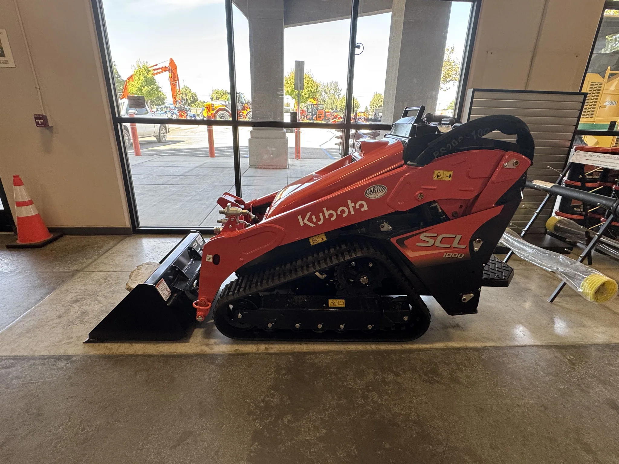 Actual stock photo of Kubota Construction SCL1000, stock 026676