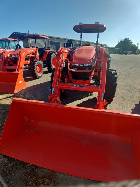 Actual stock photo 4 of Kubota M5-111HD12, stock 021638