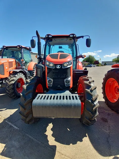 Actual stock photo 3 of Kubota M7-134D, stock 014834
