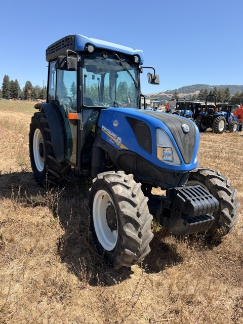 Actual stock photo 3 of 2018 New Holland T4.100F4C, stock 029564