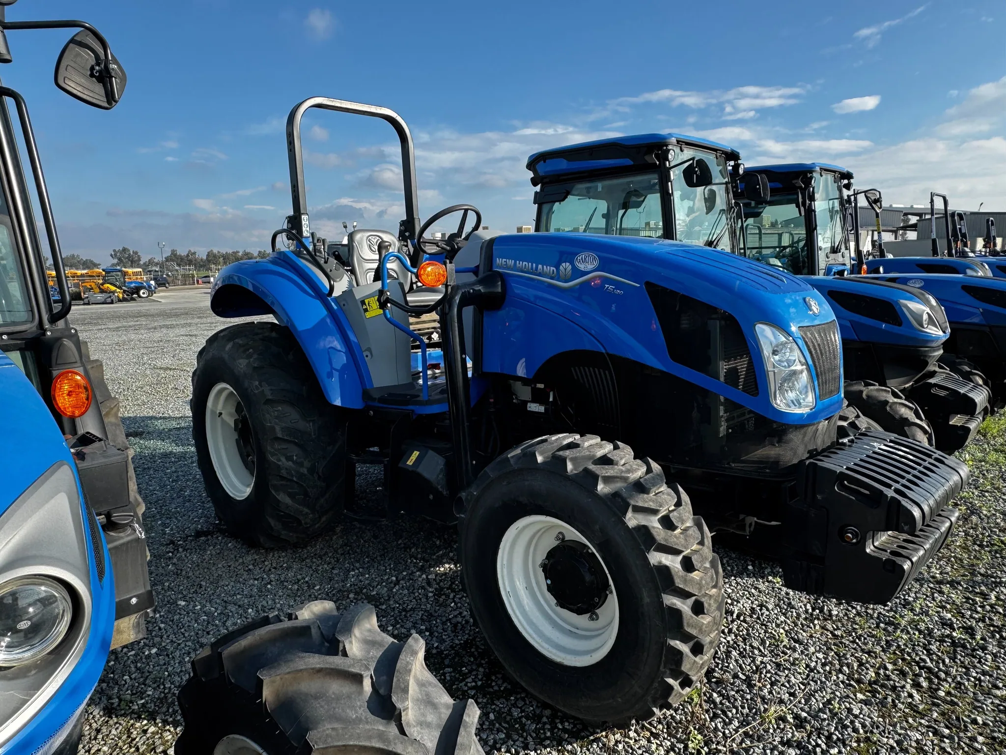 Actual stock photo of New Holland T5.120 DC, stock 010552